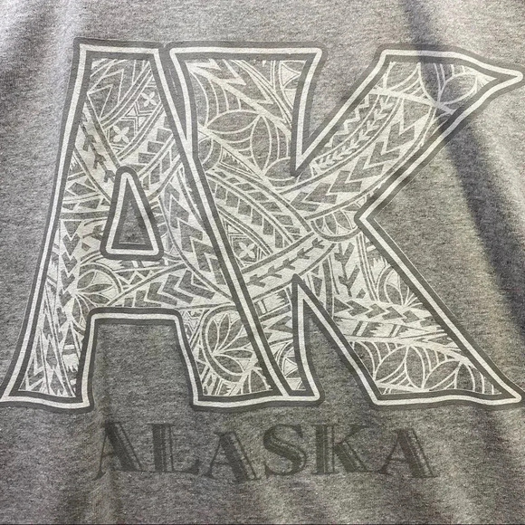 Alaska Tee Shirt ☃️ - Picture 2 of 3